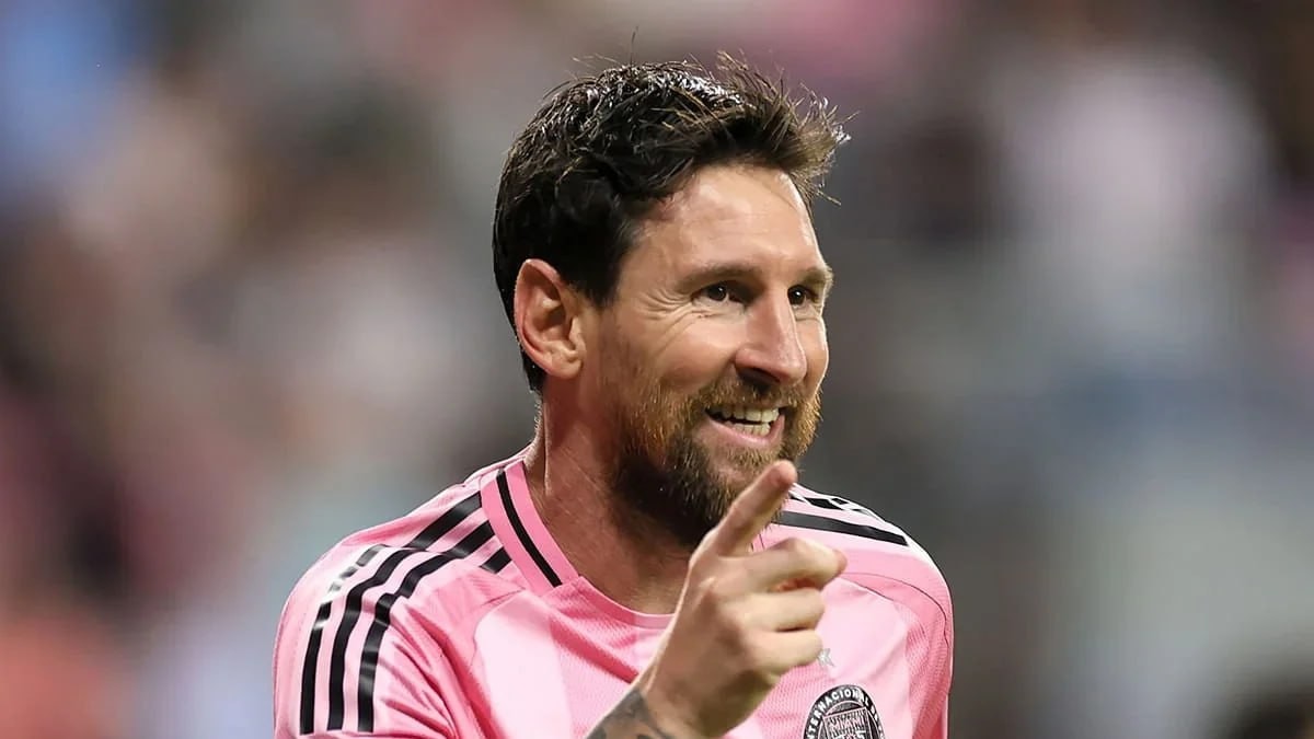 Messi İspaniya kralı ilə şam yeməyinə dəvət edildi –