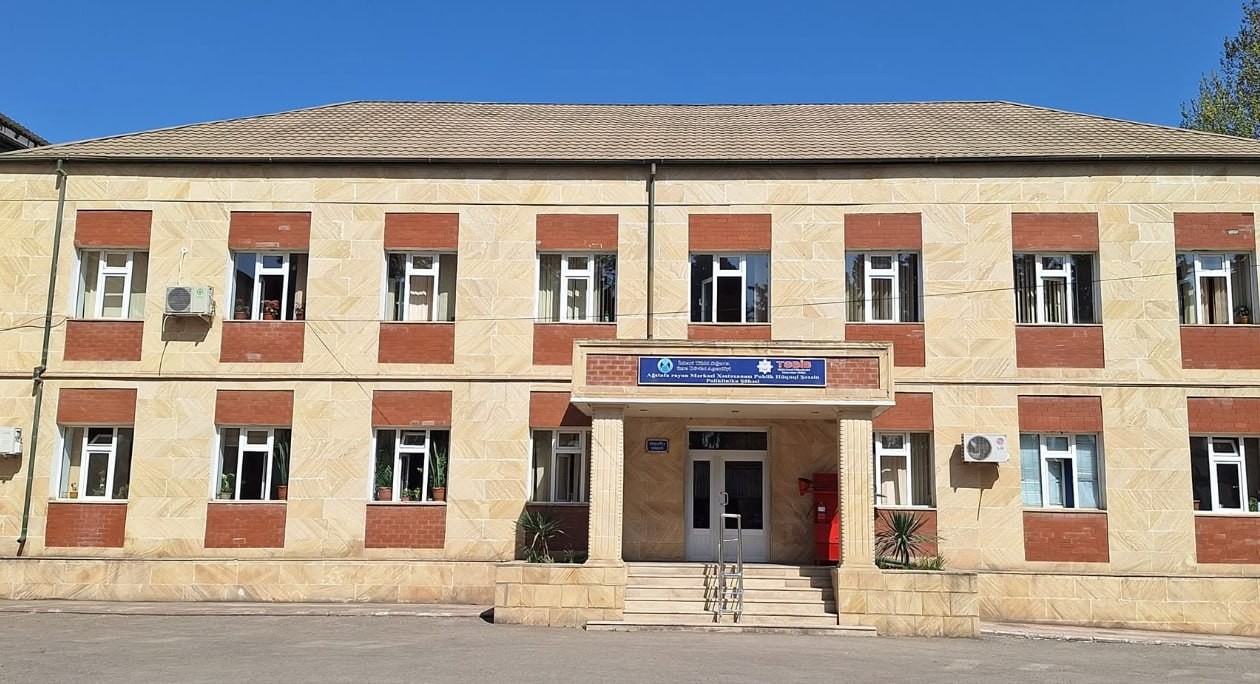 Ağstafada müəllim yoldaşı tərəfindən döyülən qadının