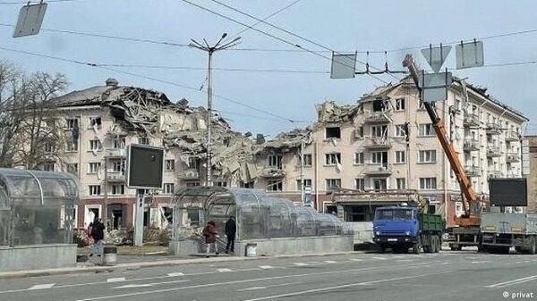 18 killed in Russian strikes on Ukraine’s Pryluky