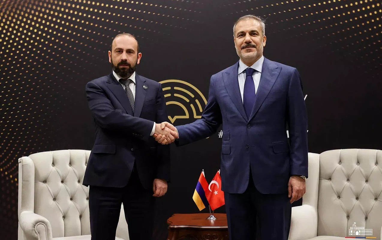 Telefonla danışdılar