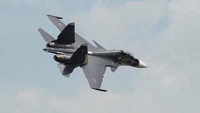 Russian Su-30 fighter jet crashes in Kaliningrad - Video