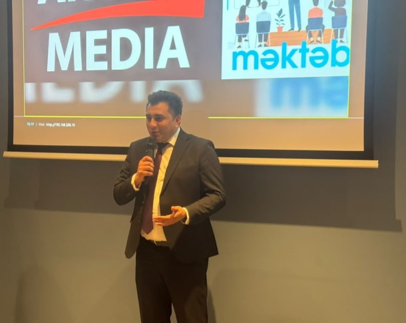 Gürcüstanda yaşayan azərbaycanlı gənclər üçün jurnalistika kursu fəaliyyətə başladı -