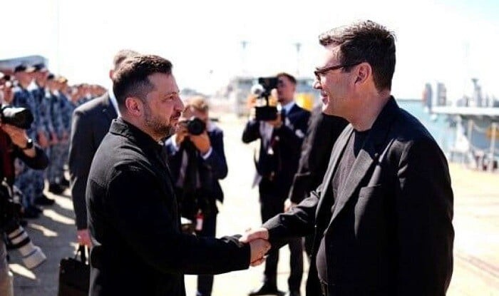 Zelensky, Burnham discuss security and diplomacy