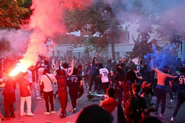 Parisdə iğtişaşlar yenidən alovlandı