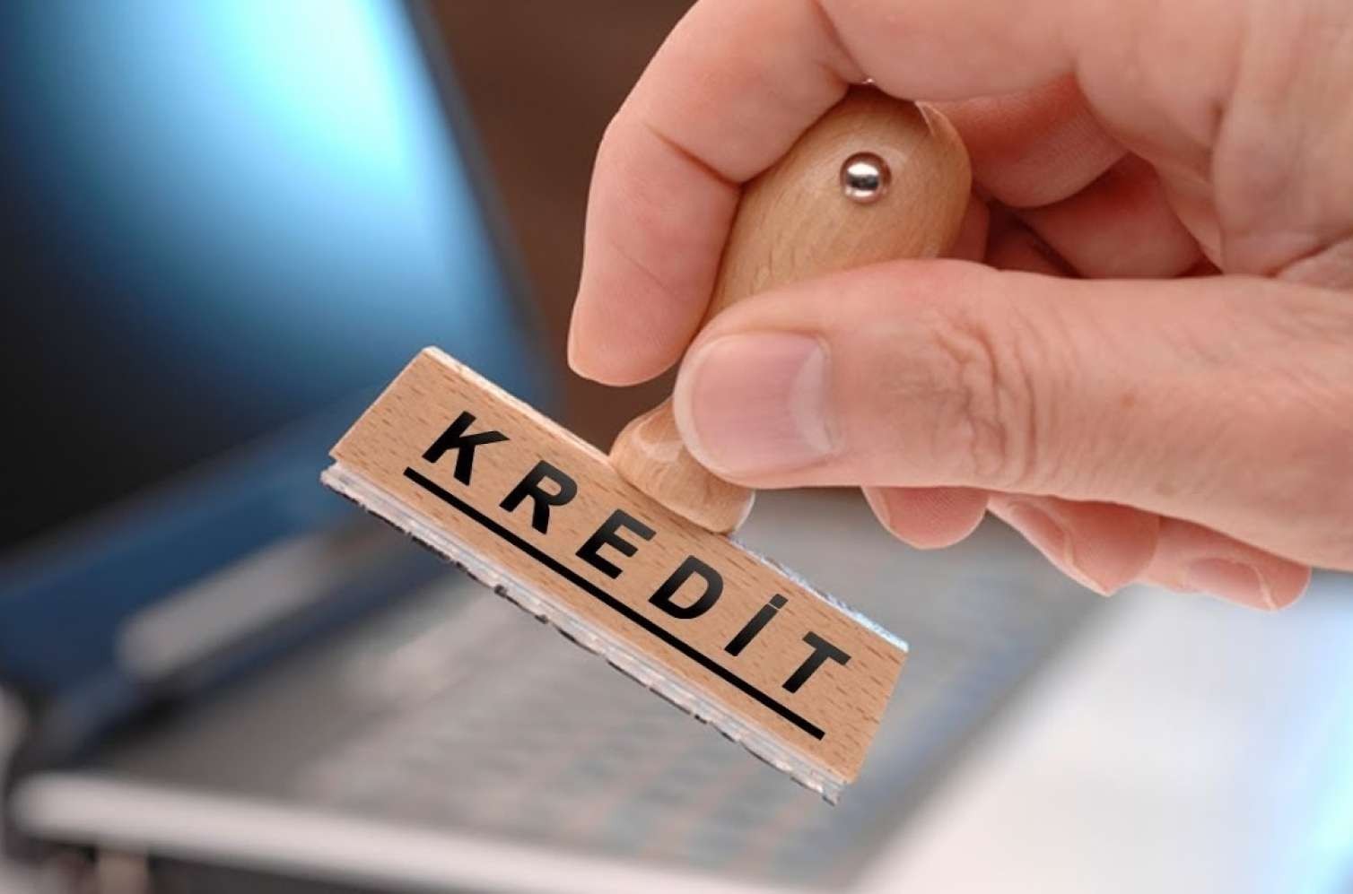 Problemli kreditlər artır -