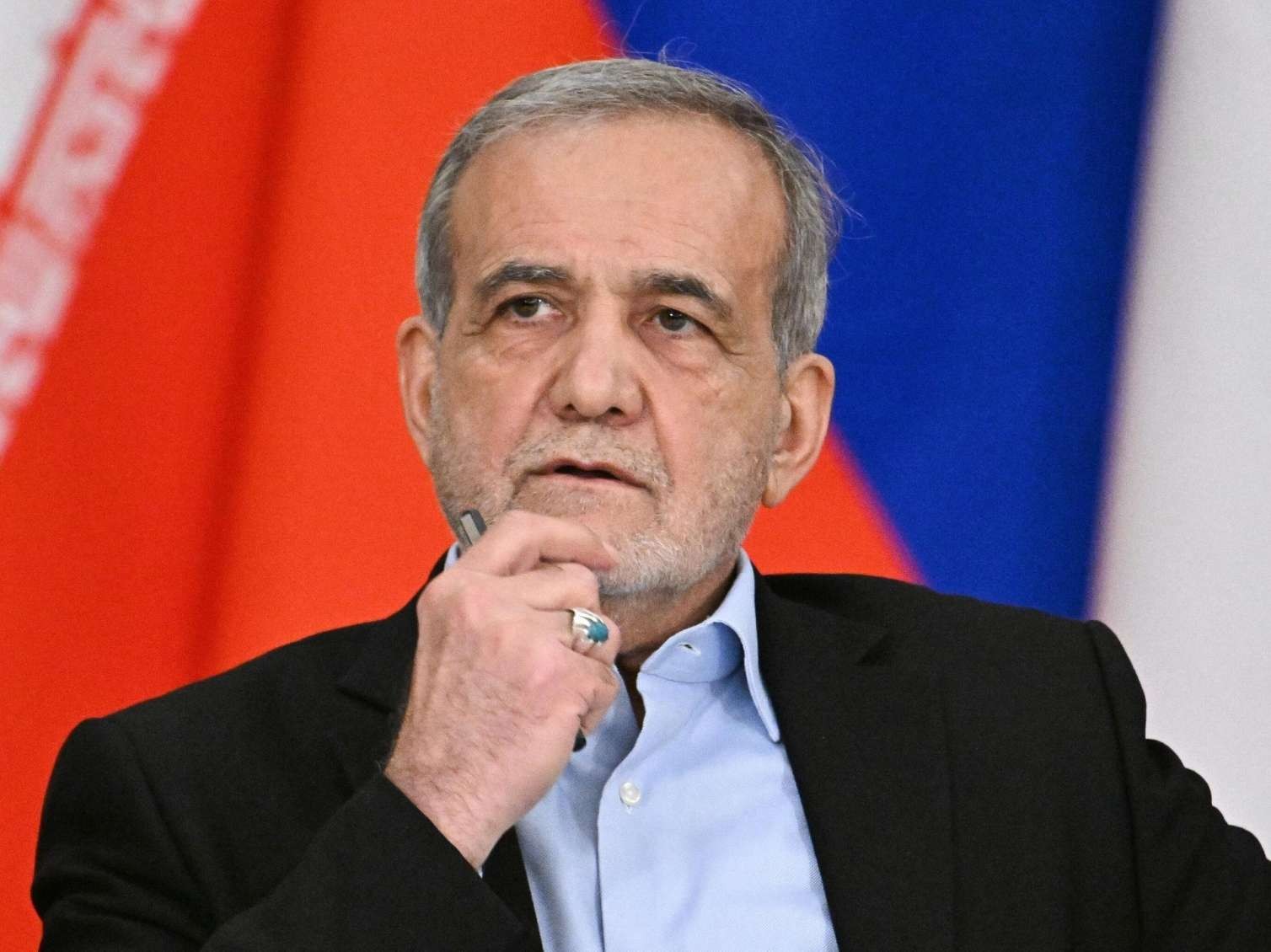 Pezeşkian SEPAH generalını özünə müşavir təyin etdi