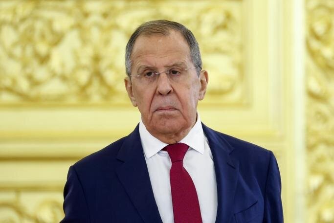 Lavrov Bakıya gəldi