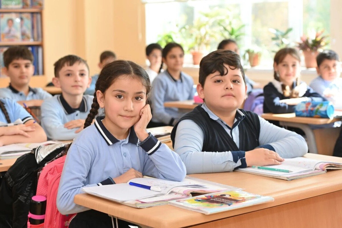 Məktəbli uşağı olan şəxslərə şad xəbər - Nazirlik açıqladı
