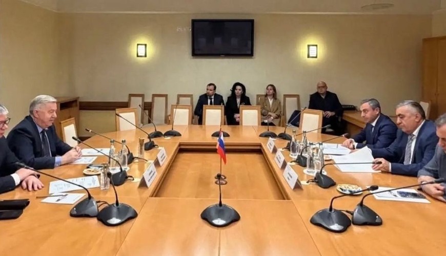 Kremlin Paşinyana qarşı yeni cəbhəsi - Moskvada mübhəm görüş