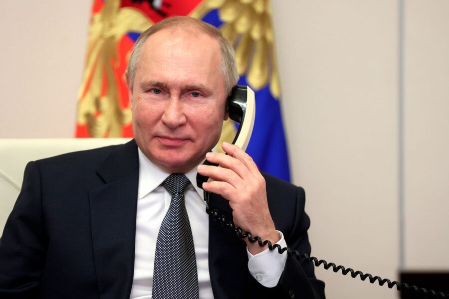 Putinin Əliyevə zəngi -