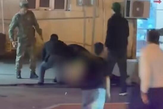 “Uşaqlar içəridədir, çıxsınlar, onlarla işləyəcəm”