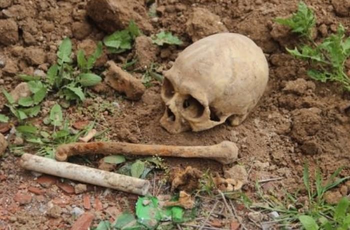 Şuşakənddə insan sümüyünə bənzər qalıqlar aşkarlanıb, araşdırma gedir