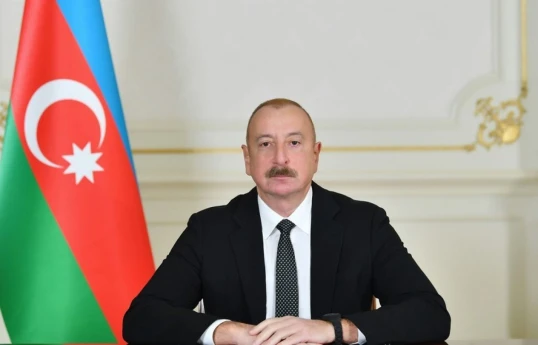 President Ilham Aliyev congratulates Polish counterpart