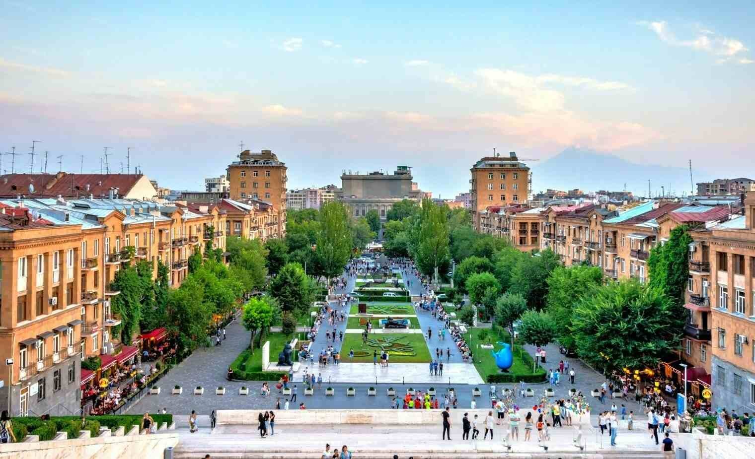 “44 günlük müharibədə Bakıya kömək edənlər…” –
