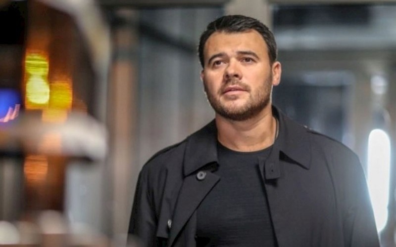 Emin Ağalarov Üzeyirin mahnısını paylaşdı -