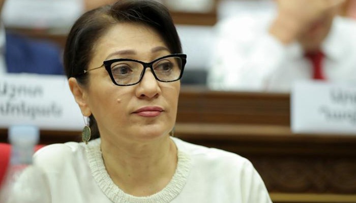 Erməni deputat Bakıya gəlmək istəyir